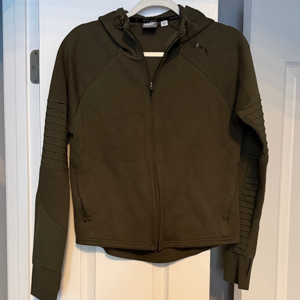 Puma Dark Green Zip-Up Hoodie JACKET SMALL AND PANTS MEDIUM SET